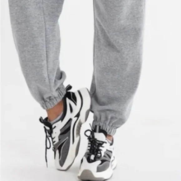 OGL Joggers - Picture 3 of 9